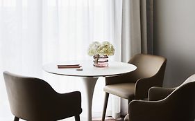 Hotel Chadstone Melbourne Mgallery Collection